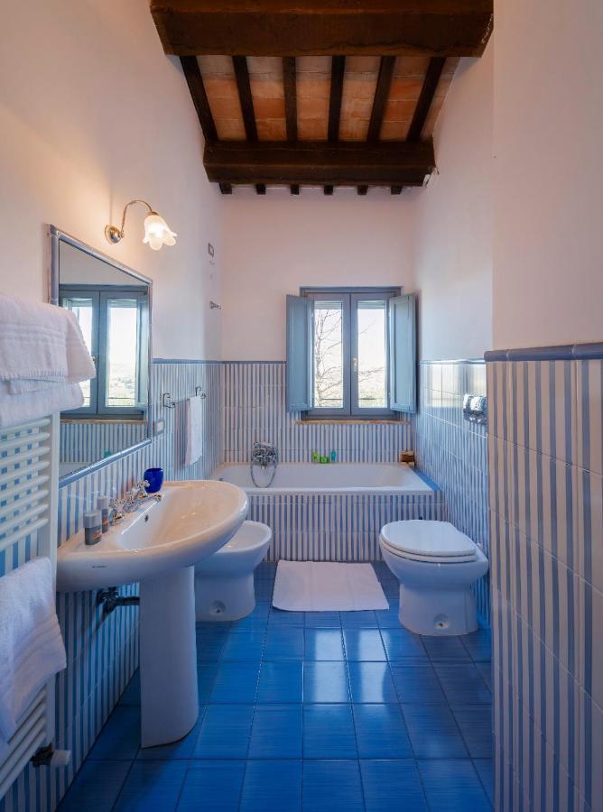 Recchi Franceschini Bike Hotel Last - Minute - Availability Montalto delle Marche Exterior photo